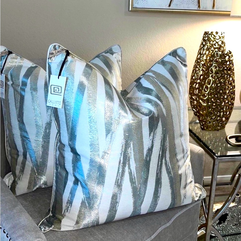 1-NWT CALLISTO HOME DECORATIVE PILLOWS (Read description for additional details) - Picture 13 of 13